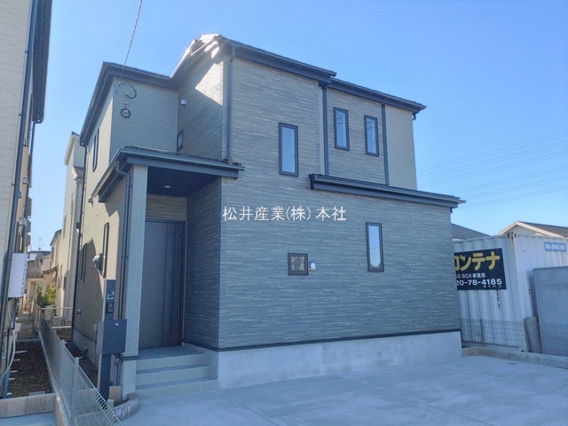 草加市長栄3丁目 A号棟