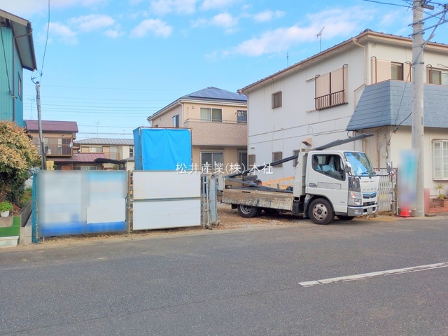 吉川市新栄 1号棟