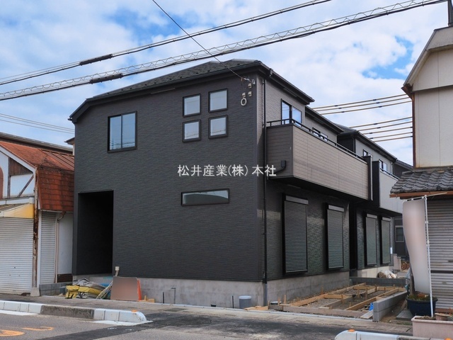 越谷市弥栄町14期2棟 1号棟