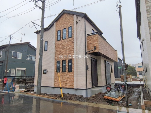 草加市西町55番 E号棟