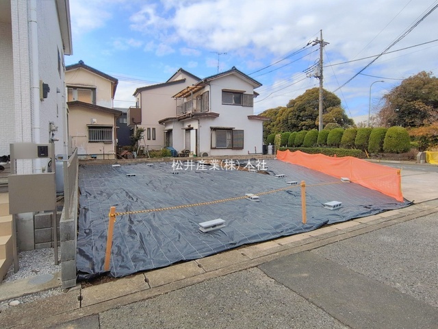 草加市新栄4丁目