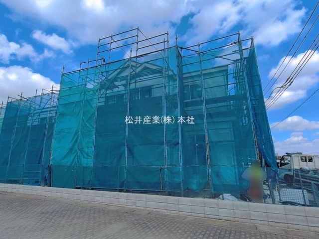 草加市谷塚仲町181番 F号棟